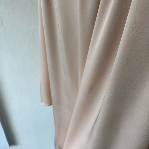 Theory Elistaire Modern GGT Silk Smocked Blouse - Picture 9 of 10